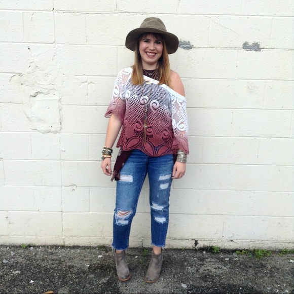 Meet your Posher, Elizabeth - Picture 1 of 4